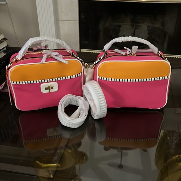 LDT
Jill Stripe Colorblock Lunchbox Crossbody Bag - Picture 7 of 14